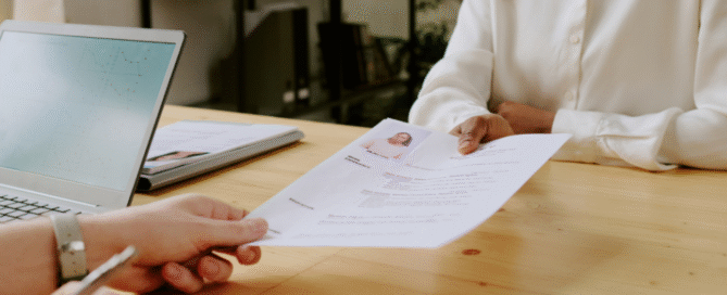 Linkedin VS Resume